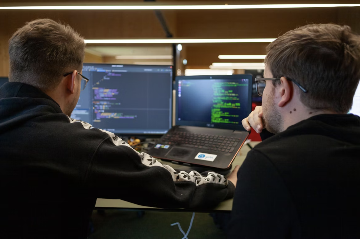 The Non-Tech Founder’s Checklist for Vetting Software Developers